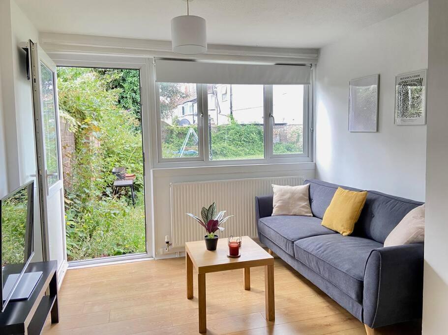 Stylish & Tranquil Flat With Excellent Connections Lejlighed London Eksteriør billede